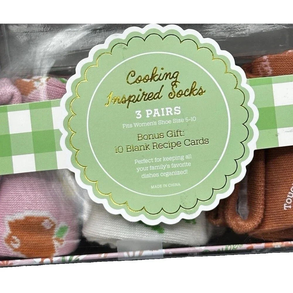 NEW 3-Pairs Womens Socks Cooking inspired Sz 5-10 Blanket Recipe Cards 10/Box